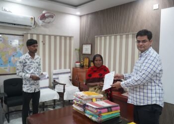 मानवता की मिसाल: अररिया प्रशासन ने असहाय महिला को दिलाया तमिलनाडु से मृत्यु प्रमाण-पत्र