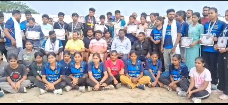 अररिया फिजिकल अकादमी का जिला एथलेटिक्स मीट में जलवा, 42 पदक जीतकर बढ़ाया जिले का मान