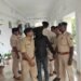 अररिया: पुलिस ने 585 लीटर विदेशी शराब के साथ तस्कर को दबोचा, ईको कार जब्त